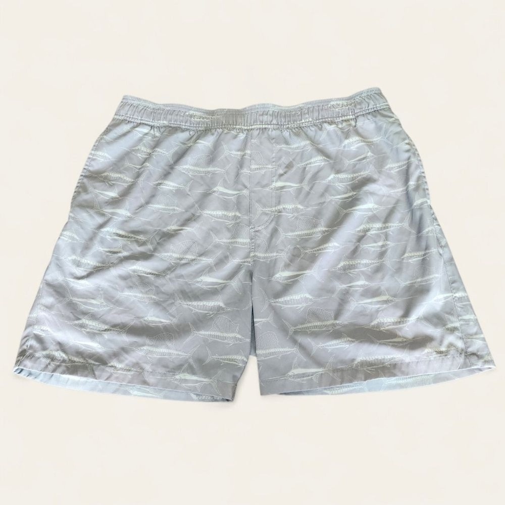 Huk Performance‎ Fishing Shorts Mens XXL Gray Marlin Sailfish Skeleton Print